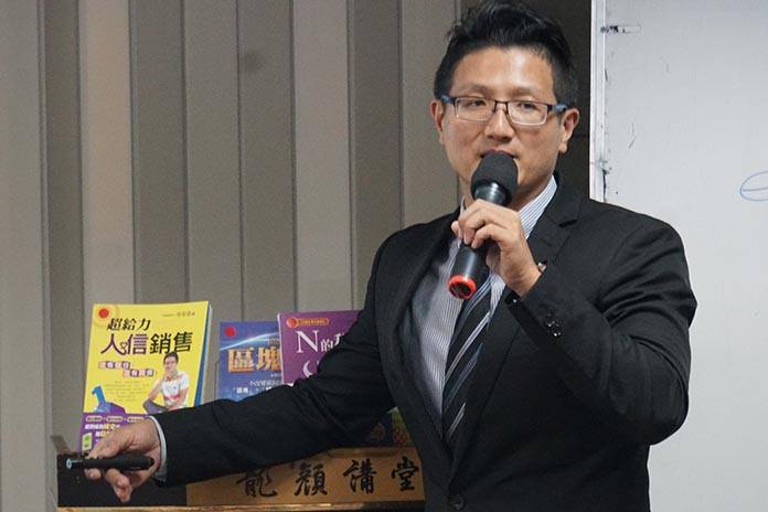 吳宥忠
